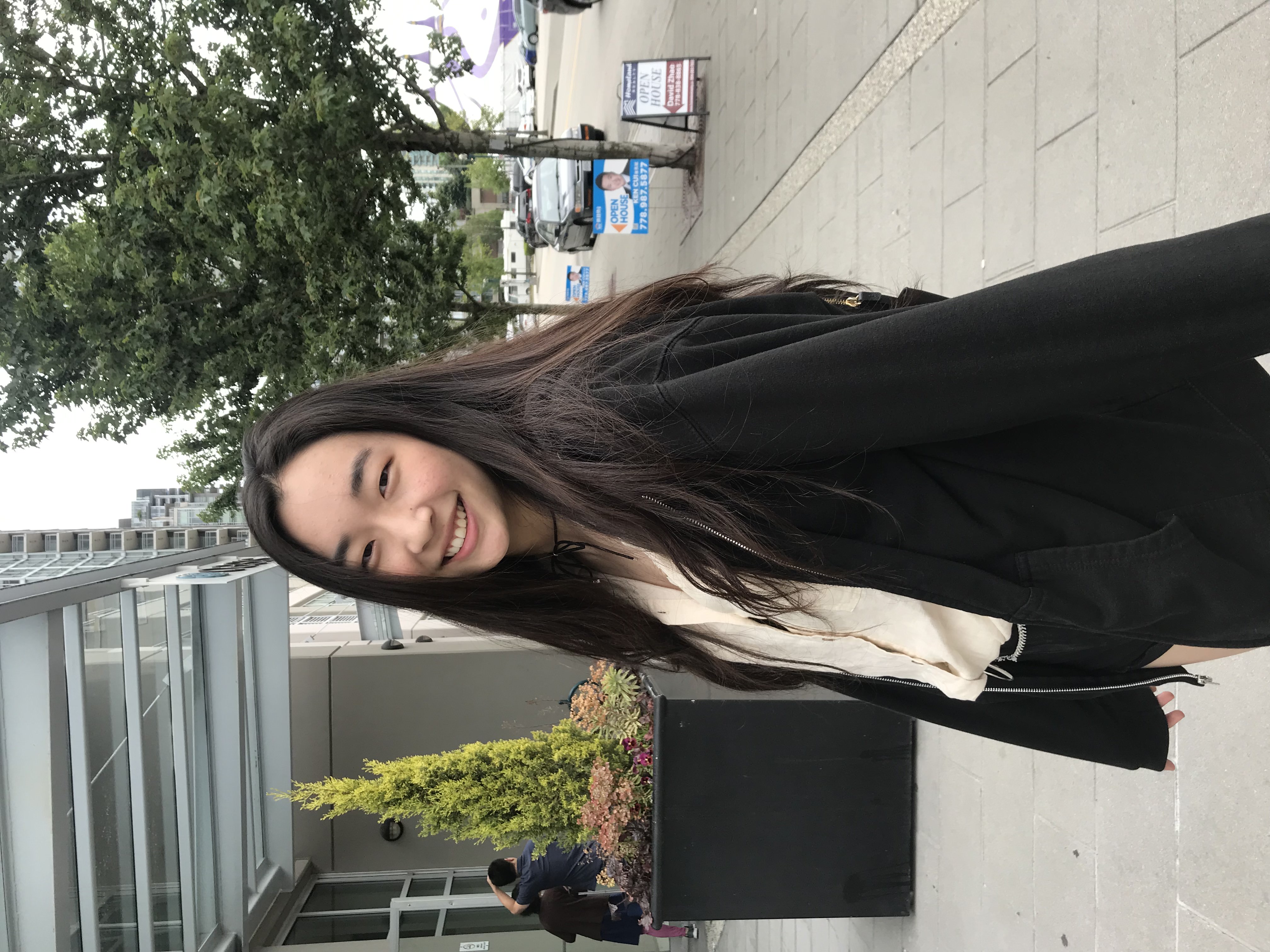 Picture of June Chang, the author